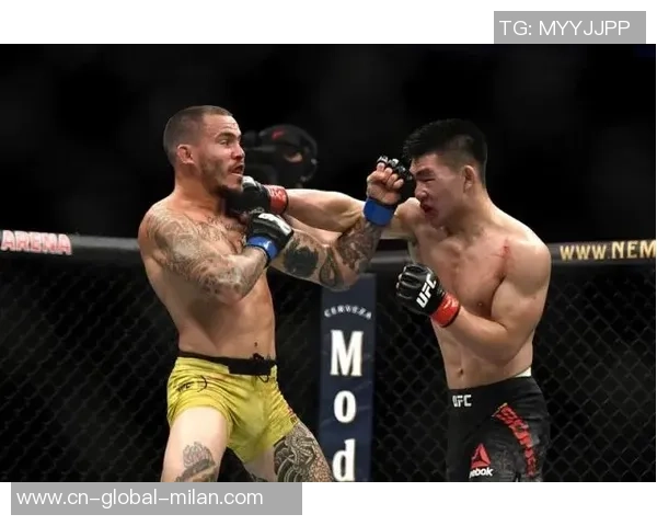 宋亚东参与UFC 324赛前对视,对手奥马利佩带口罩引争议 宋亚东参与UFC 324赛前对视,对手奥马利佩带口罩引争议